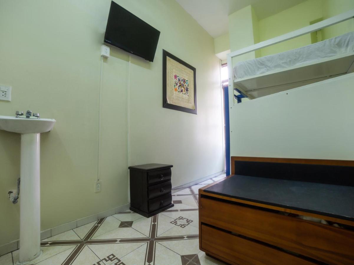 Oyo Hostel Oasis Centro Cerca Del Hospital Issste Hospital Jose Ma Morelos Mexico City Ngoại thất bức ảnh